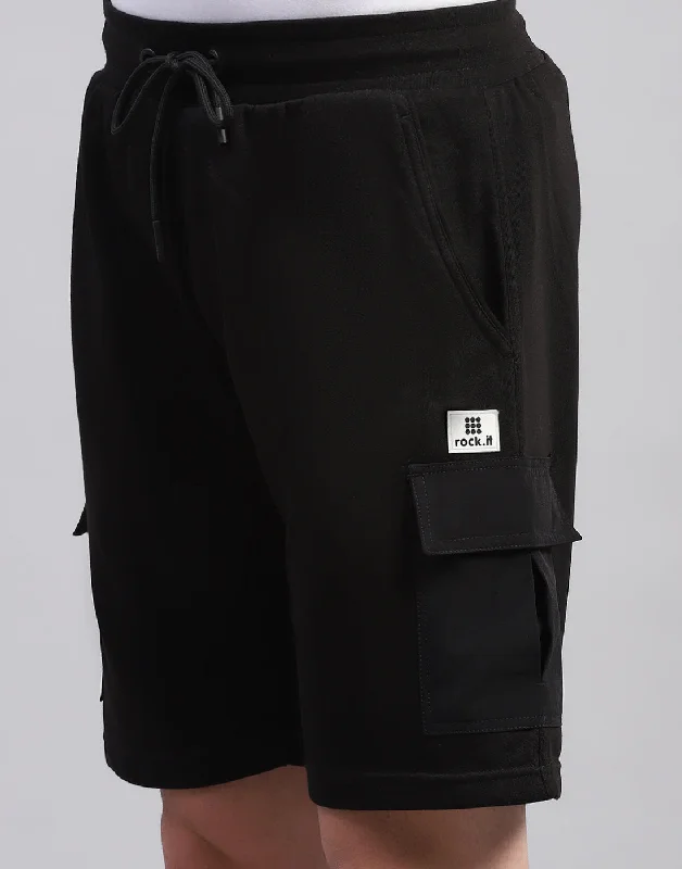 Men Black Solid Regular Fit Short