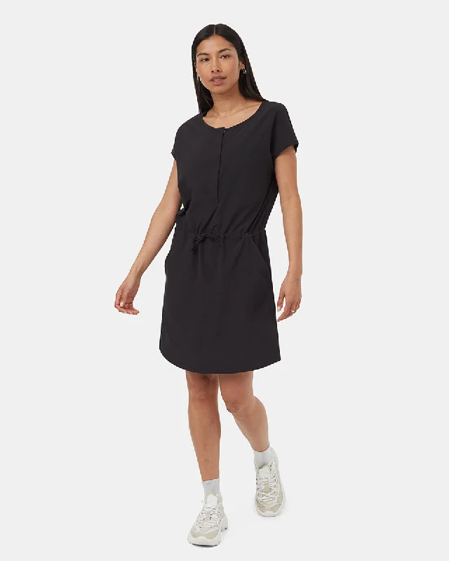 inMotion Shortsleeve Dress