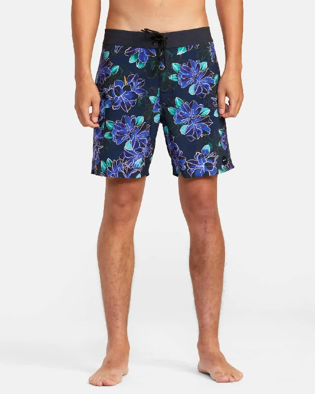 Restless Boardshort 17" In Midnight Black